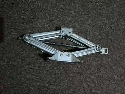 Photo of free Car Scissor Jack (CT9) #1