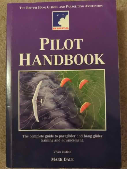 Photo of free Paragliding Pilot Handbook (Pilrig EH7) #1