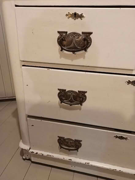 Photo of free Small chest of drawers (Lower Shiplake RG9) #2
