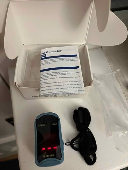 Photo of free Oximeter for fingertip (Teddington TW11) #2