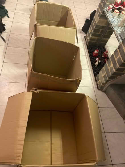 Photo of free Packaging boxes (Cheam SM2) #2