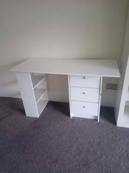 Photo of free Desk (Prenton, Birkenhead) #1
