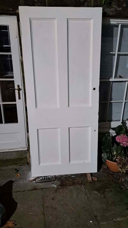 Photo of free External Door (Bellevue EH7) #1