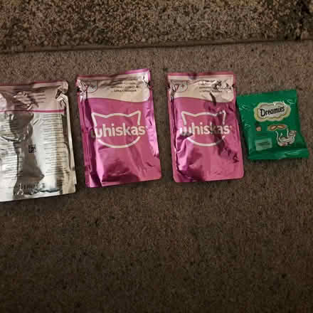 Photo of free Wet Cat Food Senior Cat (Bowerham LA1) #1
