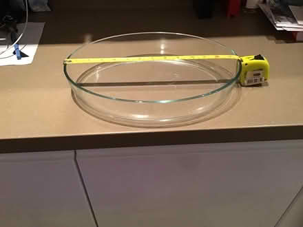 Photo of free Large oval Pyrex casserole/dish (Alderley Edge SK9) #1