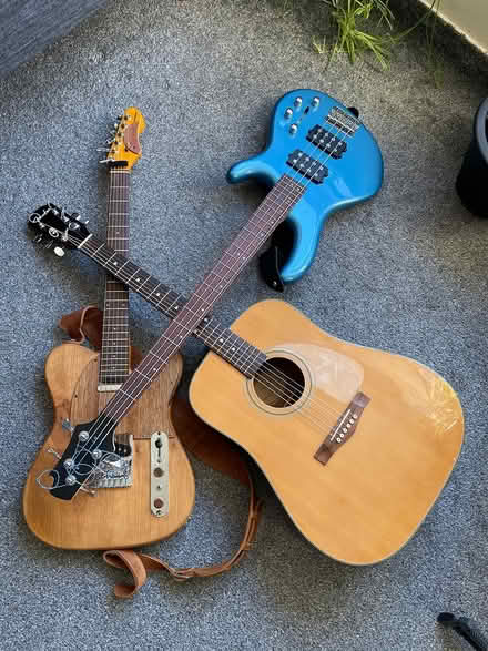 Photo of any guitars (G23) #1
