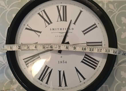 Photo of free Large Plastic Battery Operated Clock (Abbeyhill EH7) #2