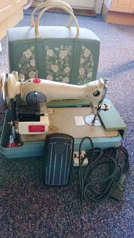 Photo of free Two Old Sewing Machines (CT7) #1