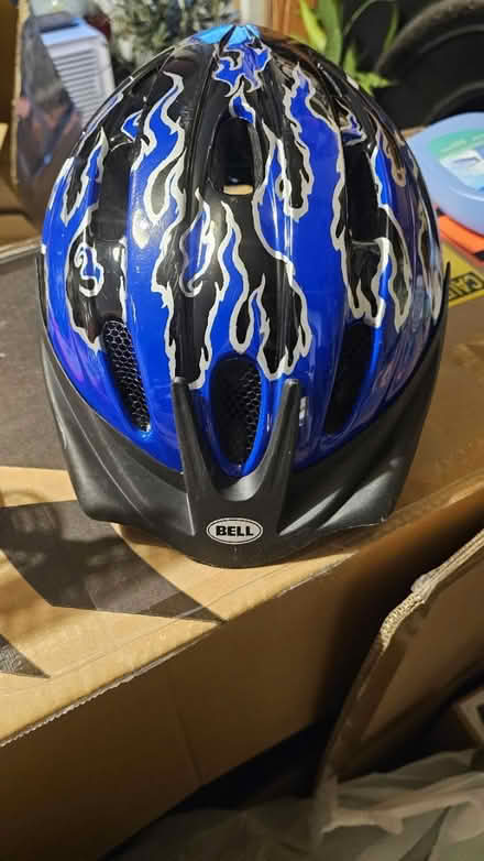 Photo of free Kids cycle helmet (TW7 Isleworth) #1