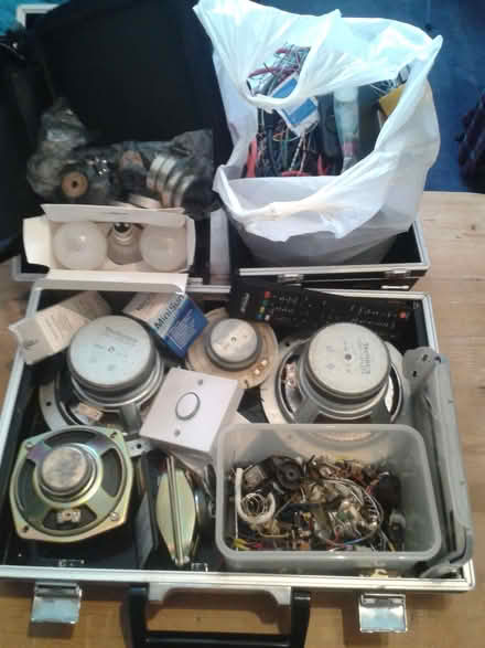 Photo of free collection of electrical bits (Lower Earley RG6) #1