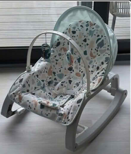 Photo of free Bouncer chair (N4) #1