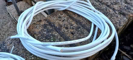 Photo of free Cables and wires (Shorton TQ3) #1