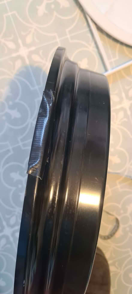 Photo of free Large Plastic Battery Operated Clock (Abbeyhill EH7) #3