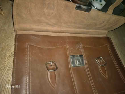 Photo of free Leather case (Whitfield DD4) #2