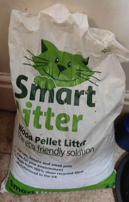 Photo of free Smart Litter Wood Kitty Litter (Surbiton KT6) #1