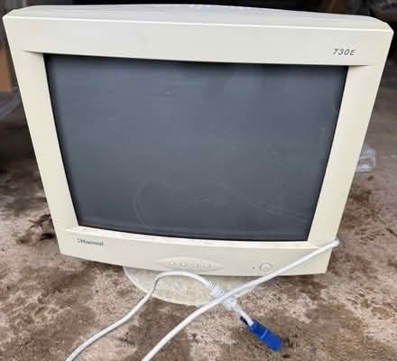 Photo of free PC Monitor Hanson 37e (Kelvedon CO5) #1