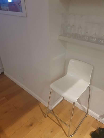 Photo of free White plastic breakfast bar high kitchen stool (Tolworth KT6) #1