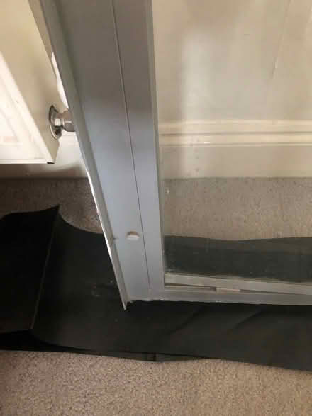 Photo of free Shower door (Nottingham, West Bridgford NG2) #2