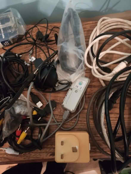 Photo of free Various Tech Cables (CT9) #3