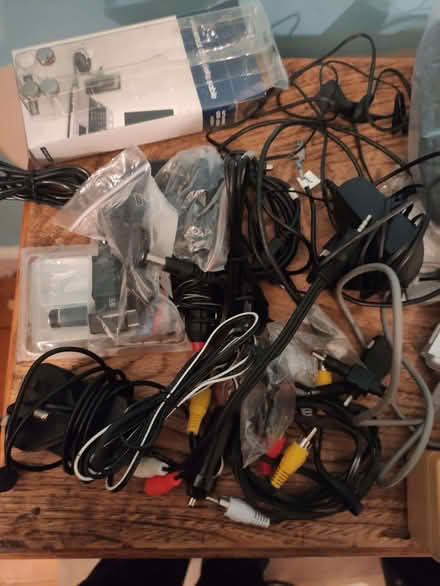 Photo of free Various Tech Cables (CT9) #4