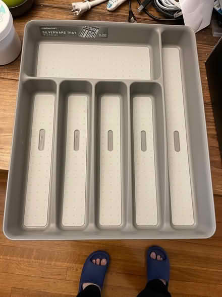 Photo of free Large utensil organizer (Eastlake) #1