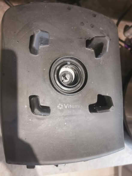 Photo of free Vitamix base unit which needs repairing (Harrow Weald HA3) #2