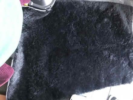 Photo of free Black Rug 120cm x 180cm (Whitnash CV31) #1