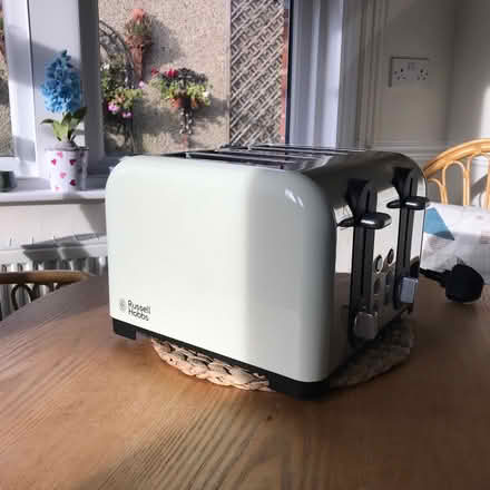Photo of free Four slice toaster (Braintree CM7) #2