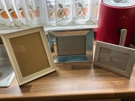 Photo of free Various photo frames (Harlow CM18 staple tye) #1