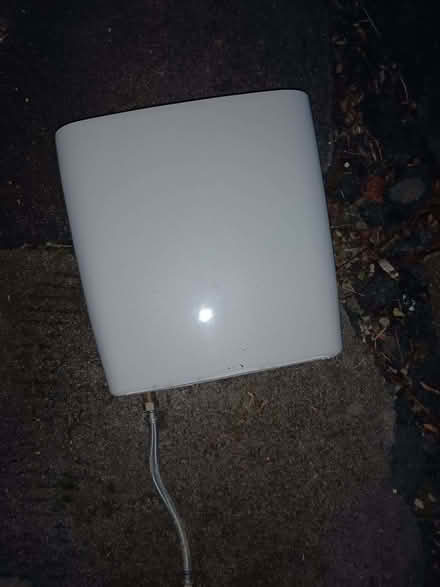 Photo of free Toilet – working order, with cistern (Meanwood LS6) #2