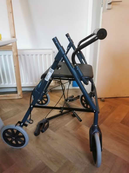 Photo of free Mobility Walker (Turnpike Lane N22) #3