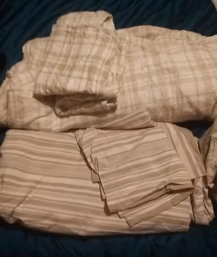 Photo of free 3 double duvet cover sets (Hoylake CH47) #1