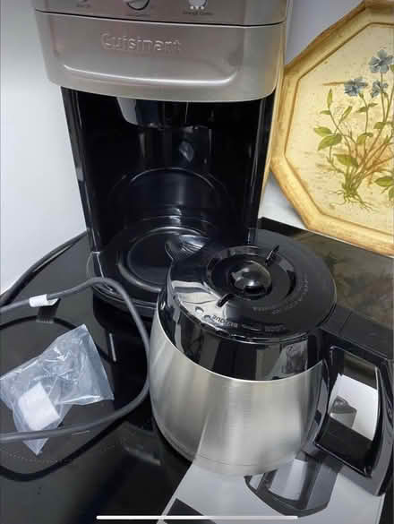 Photo of free Coffee machine - grind and brew plus filter CUISINART (Woodcote RG8) #2