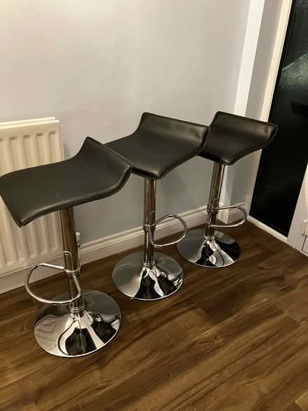 Photo of free Bar stools (B90 Shirley) #1
