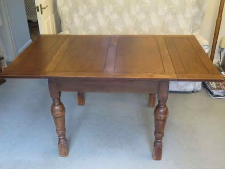 Photo of free Dining Table (North Watford WD17) #3