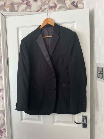 Photo of free Mens dress suit (Norbreck FY2) #3