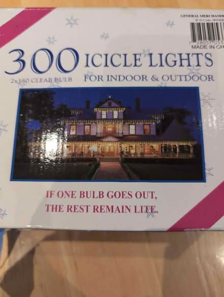 Photo of free Icicle lights (Woodley RG5) #1