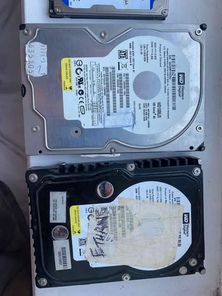 Photo of free 3x2.5" & 2x3.5 SATA HDDs (L14 Dovecot) #3