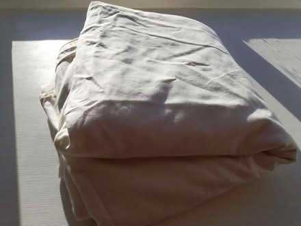 Photo of free Double duvet cover (Bradleys Both BD20) #1