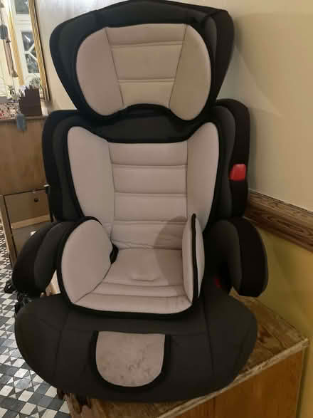 Photo of free Baby / Child Car Seat (Palmers Green N14) #1