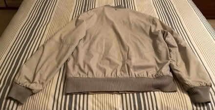 Photo of free Jacket (Hartford CW8) #2