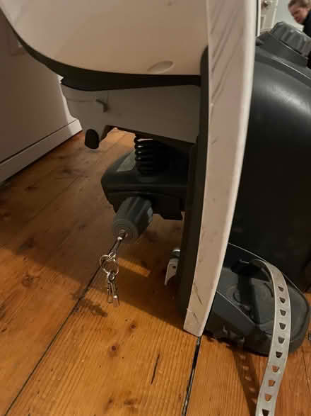Photo of free Hamax child seat for bike (Bruntsfield EH10) #3