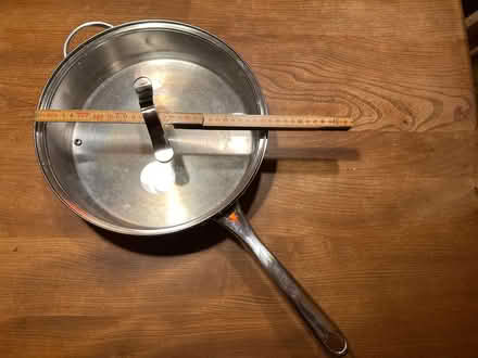 Photo of free Large pot/pan (EH4 Craigleith) #1