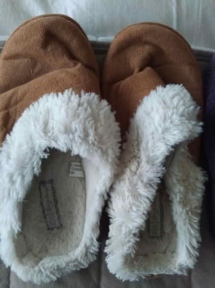 Photo of free Ladies slippers size 7 (Ingol PR2) #4