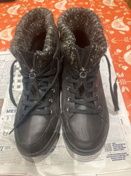 Photo of free Boots - Skechers size 6 (Palmers Green N14) #1