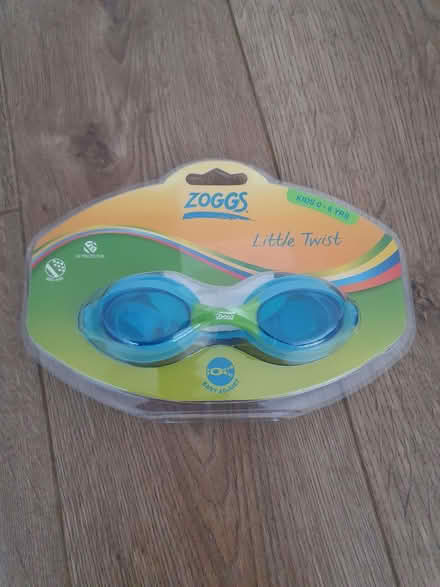 Photo of free Swimming googles 0-6 years old (Burgess Park SE5) #1