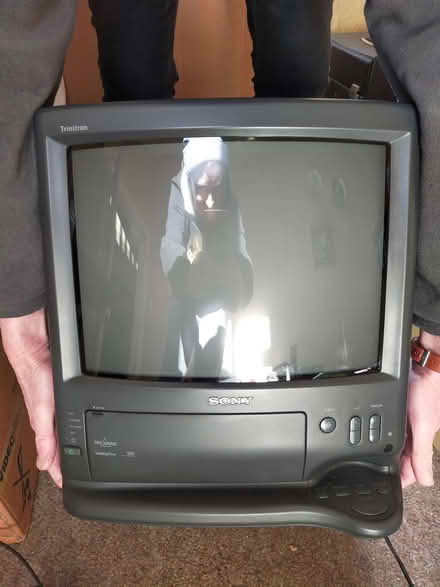 Photo of free 14 inch TV (Cherry Orchard SY2) #1