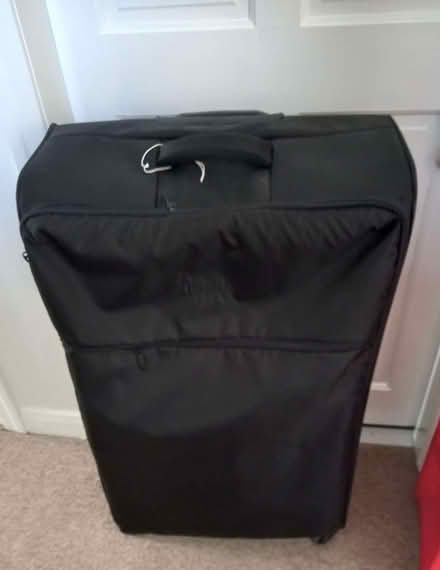 Photo of free Suitcase large (Kirkliston EH29) #1