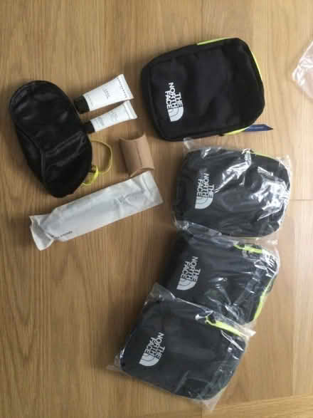 Photo of free Airline Travel Packs (Deer Park OX28) #1