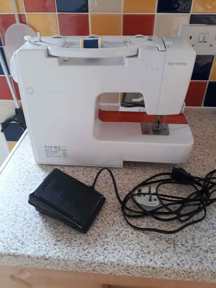 Photo of free electric sewing machine (Oswestry SY11) #2